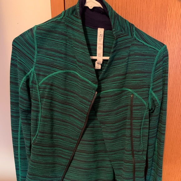 Lulu jacket - Picture 2 of 3